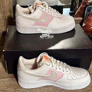 W's 7 Nike Air Force 1 '07 White/Pink Foam- Total Orange- NWOT